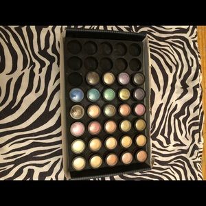Loose pigment eyeshadow jar set